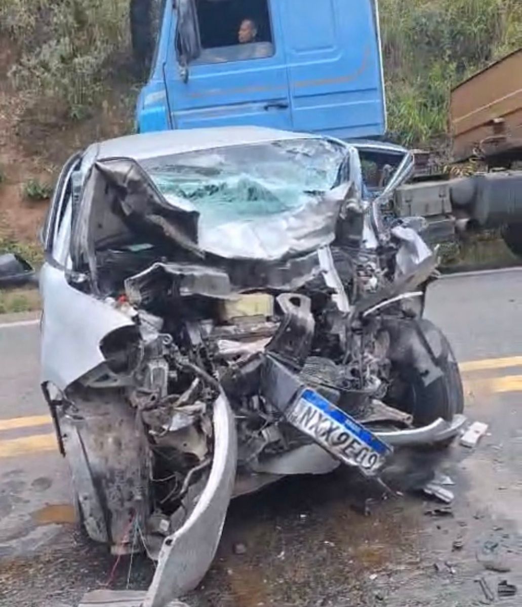 Acidente na BR-101 deixa duas vítimas fatais em Itabela 6