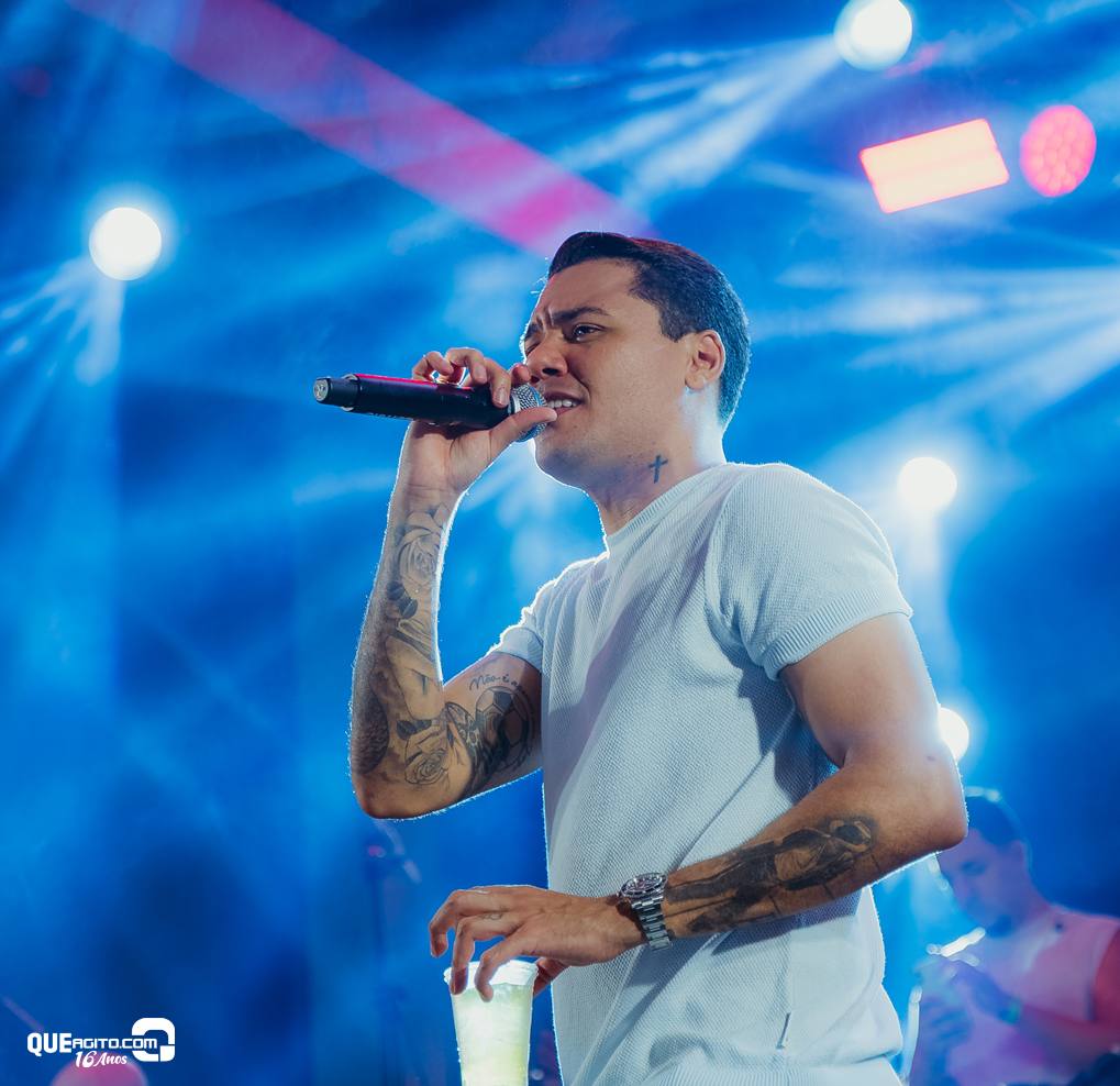 Felipe Araújo, Rubynho e Walber Luiz animam o Réveillon Desejos 2026 na Área Beach 7