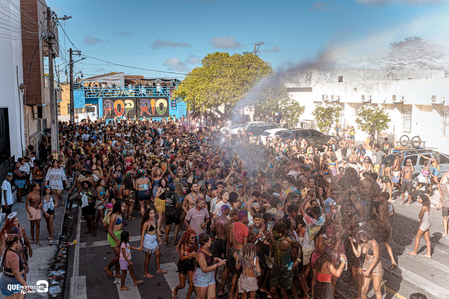 Jarley Rosa encerra com chave de ouro o Carnaval de Caravelas 2026 10