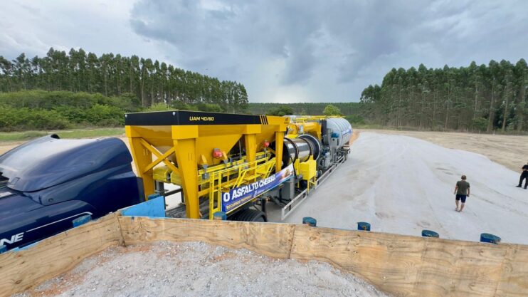 Eunápolis é agora a 1ª cidade do Extremo Sul a contar com usina própria de asfalto 16