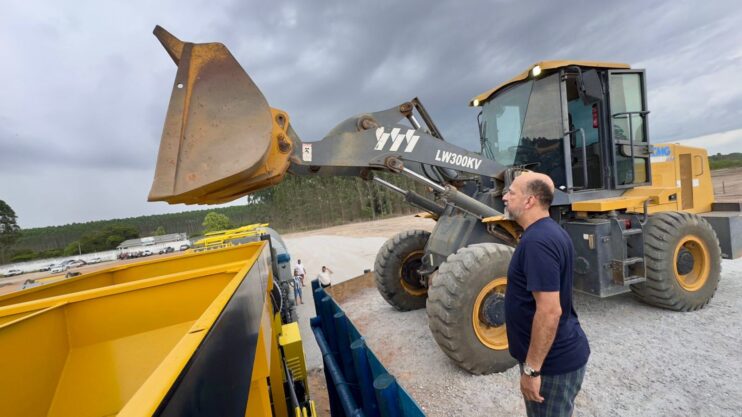 Eunápolis é agora a 1ª cidade do Extremo Sul a contar com usina própria de asfalto 17