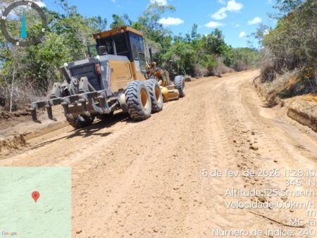 Estradas vicinais na região dos distritos de Vale Verde e Vera Cruz recebem manutenção 6