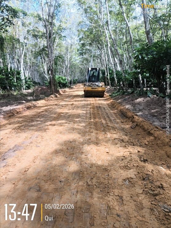 Estradas vicinais na região dos distritos de Vale Verde e Vera Cruz recebem manutenção 14