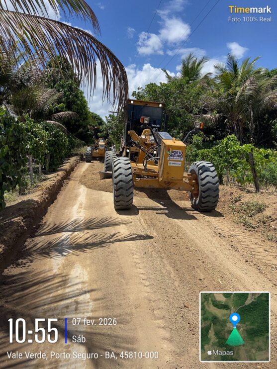 Estradas vicinais na região dos distritos de Vale Verde e Vera Cruz recebem manutenção 11