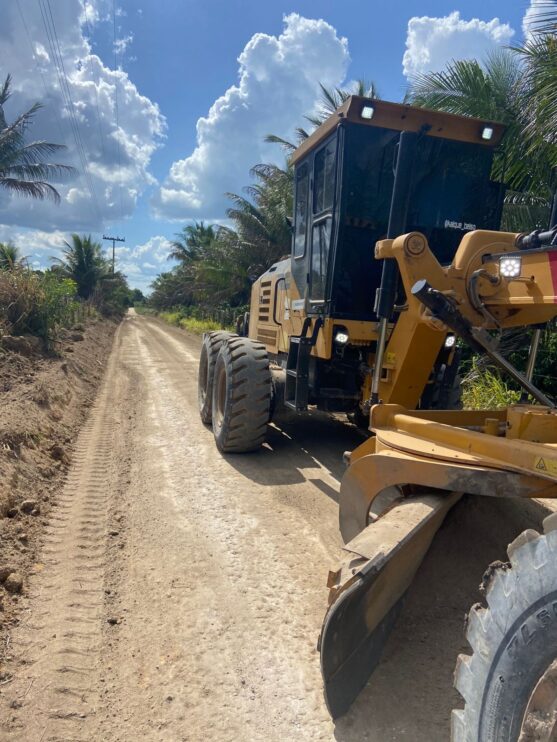 Estradas vicinais na região dos distritos de Vale Verde e Vera Cruz recebem manutenção 9