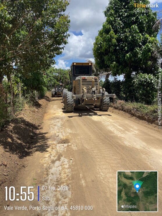 Estradas vicinais na região dos distritos de Vale Verde e Vera Cruz recebem manutenção 8