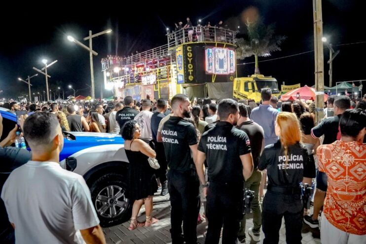 Carnaval de Porto Seguro é aberto com show de Pablo para mais de 100 mil pessoas na Passarela da Cultura 15