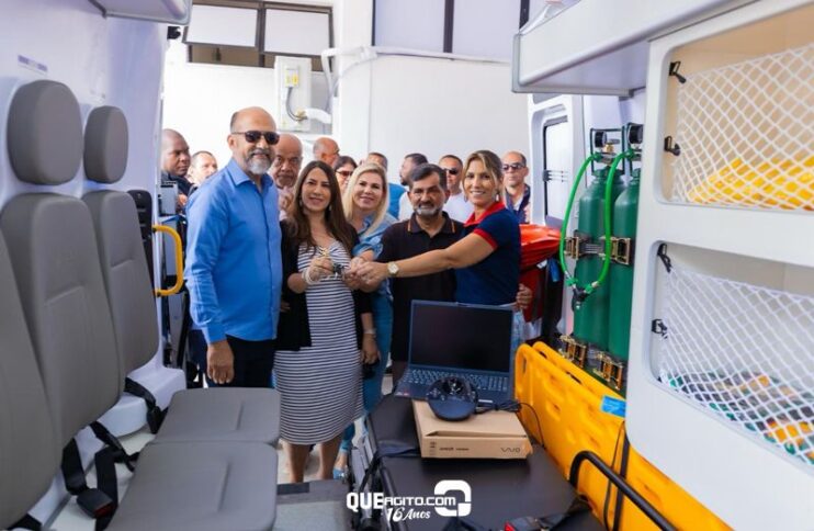 HGE em novo patamar: Robério entrega tomógrafo, sala de medicação e Enfermaria; SAMU, Educação e Assistência Social recebem novos veículos 44