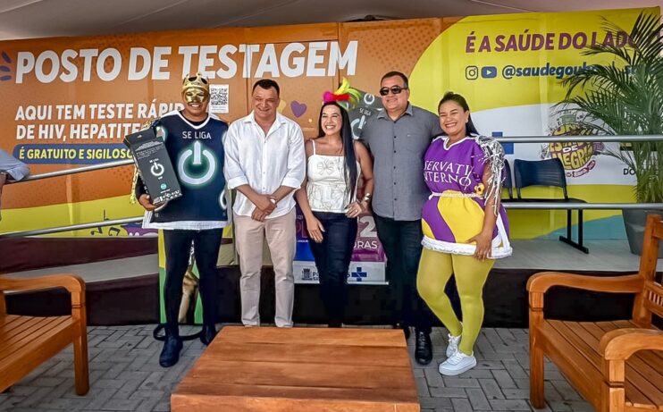 Em um dos maiores carnavais do Brasil a saúde sexual também faz parte da festa 10