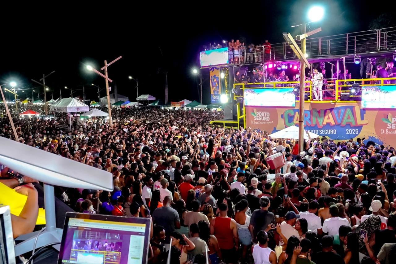 Terceiro dia do Carnaval Cultural de Porto Seguro: a folia que anima, conscientiza e faz a rua brilhar 13