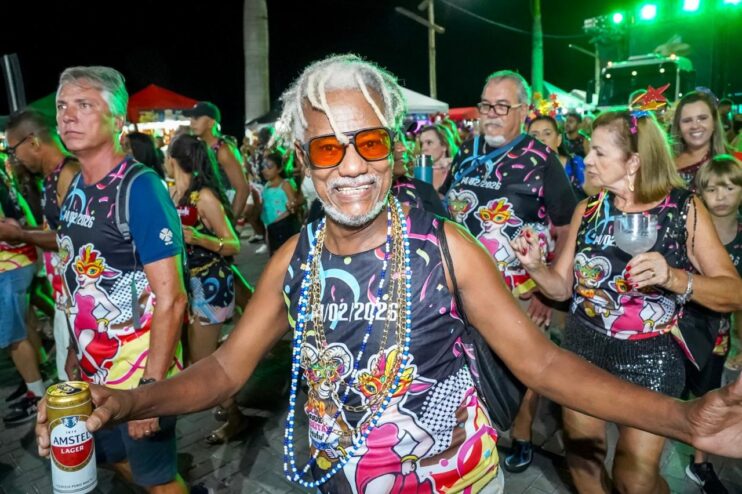 WhatsApp Image 2026-02-15 at 14.25.58 (2) Terceiro dia do Carnaval Cultural de Porto Seguro: a folia que anima, conscientiza e faz a rua brilhar 30