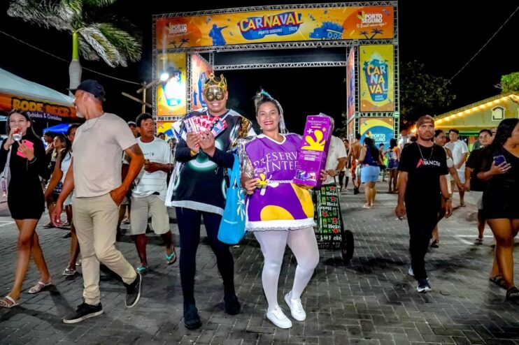 WhatsApp Image 2026-02-15 at 14.25.58 (6) Terceiro dia do Carnaval Cultural de Porto Seguro: a folia que anima, conscientiza e faz a rua brilhar 26