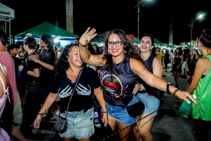 5º dia de pipoco no Carnaval de Porto Seguro: Tuca Fernandes, Parangolé e o bloco Não é Não fizeram história 28