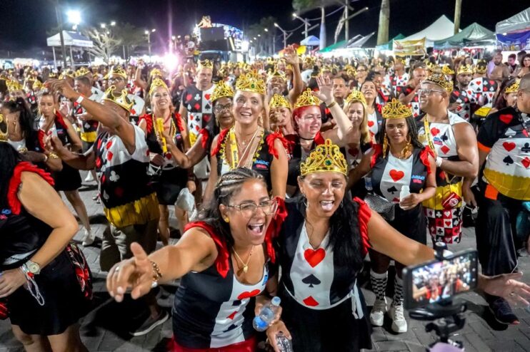 5º dia de pipoco no Carnaval de Porto Seguro: Tuca Fernandes, Parangolé e o bloco Não é Não fizeram história 14
