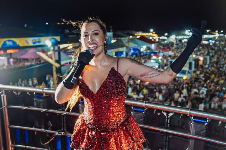 Carnaval de Porto Seguro fechou no circuito Passarela da Cultura no “modo repete” Carnaval de Porto Seguro fechou no circuito Passarela da Cultura no “modo repete” 120