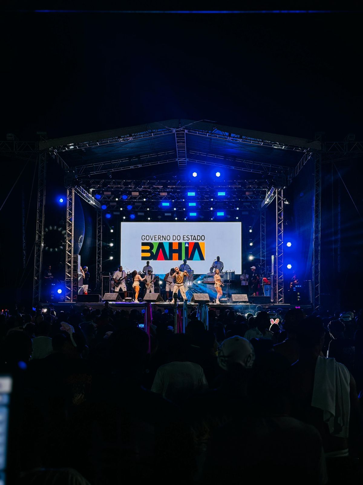 Papazoni arrasta multidões e celebra maratona de 17 shows no Carnaval 2026 5