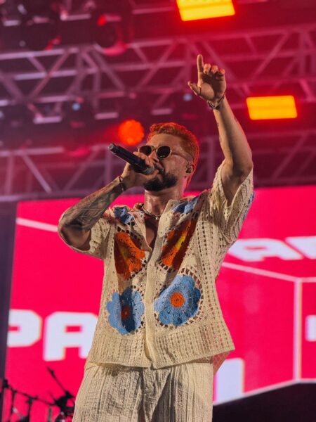 Papazoni arrasta multidões e celebra maratona de 17 shows no Carnaval 2026 Papazoni arrasta multidões e celebra maratona de 17 shows no Carnaval 2026 163