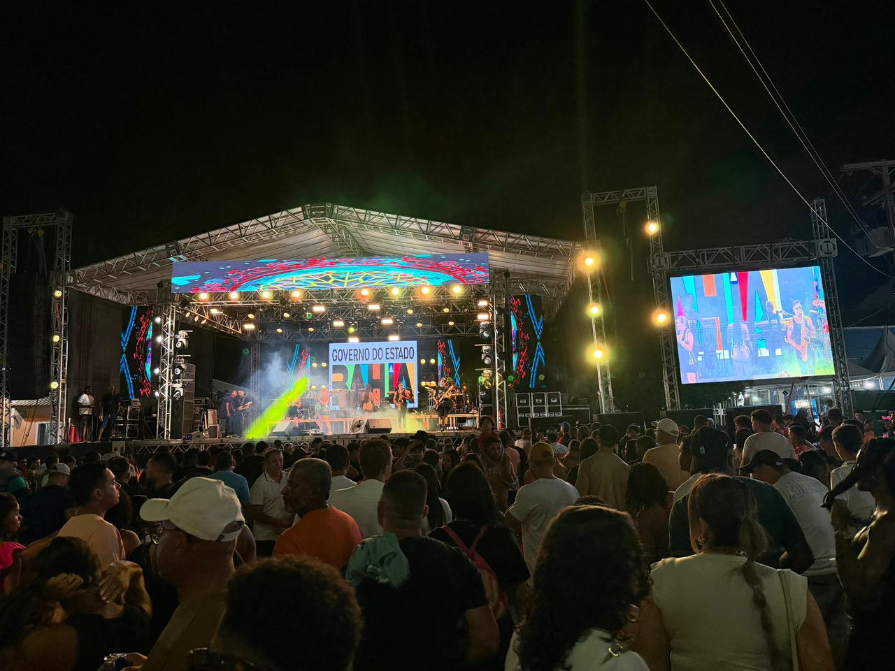 Cheiro de Amor faz 17 shows e arrasta multidões no Carnaval 2026 5