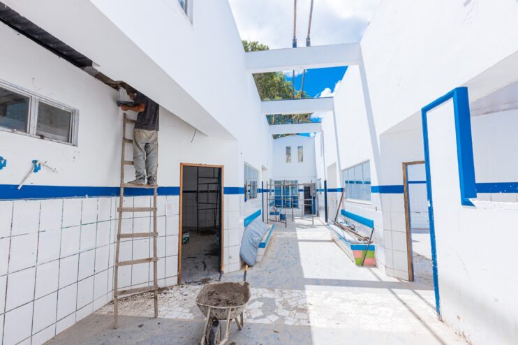 Eunápolis: Com obra de alto padrão, Creche Ayrton Senna está ganhando estrutura moderna e mais vagas 20