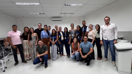 Prefeitura de Eunápolis capacita médicos para oferta do implante contraceptivo Implanon no SUS 6