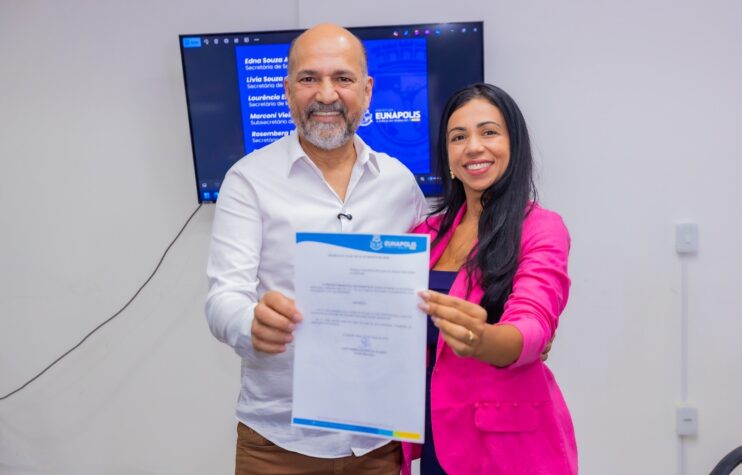 98c16b69-d3e6-489f-823c-51717c44defa Robério apresenta projetos de infraestrutura e anuncia novos secretários em Eunápolis 25