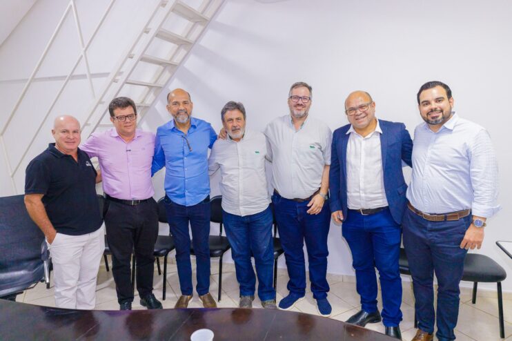 Prefeito Robério anuncia tratativas para construção do complexo educacional SESI/SENAI em Eunápolis 14