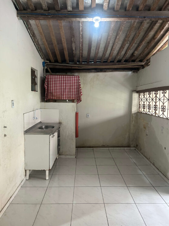 Casa à venda no Centro de Eunápolis oferece conforto e localização privilegiada 18
