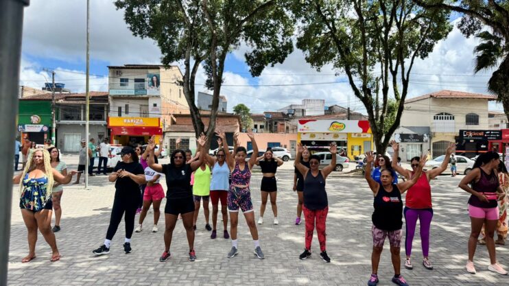 Eunápolis iniciou programação do Mês da Mulher com evento na Praça do Pequi; eventos seguem até 29 de março em diversos bairros 20