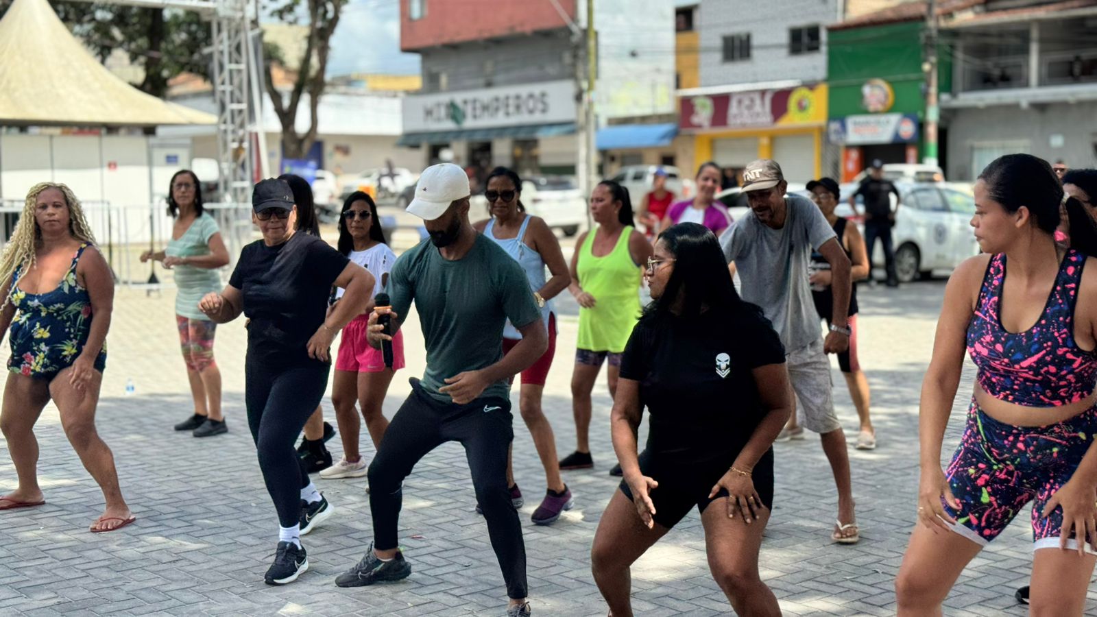 Eunápolis iniciou programação do Mês da Mulher com evento na Praça do Pequi; eventos seguem até 29 de março em diversos bairros 7