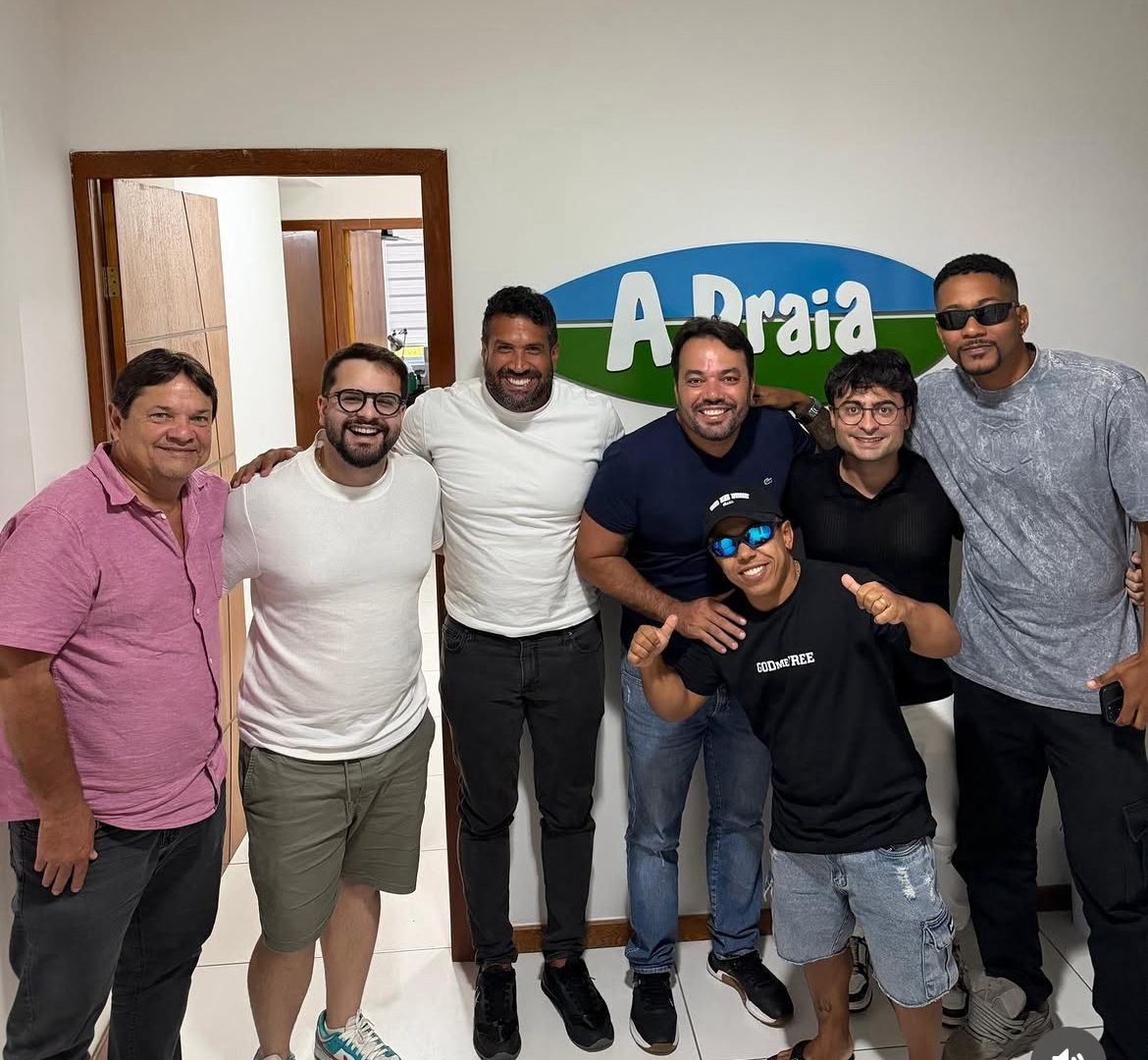 Enzo O Bruxo agora integra o casting da A Praia Produções 4