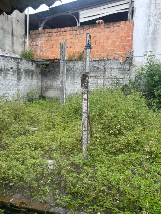 Casa à venda no Centro de Eunápolis oferece conforto e localização privilegiada 19