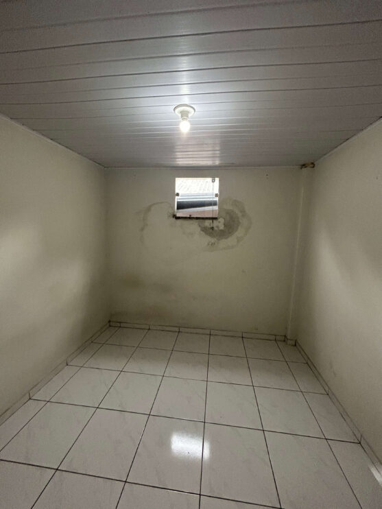 Casa à venda no Centro de Eunápolis oferece conforto e localização privilegiada 22
