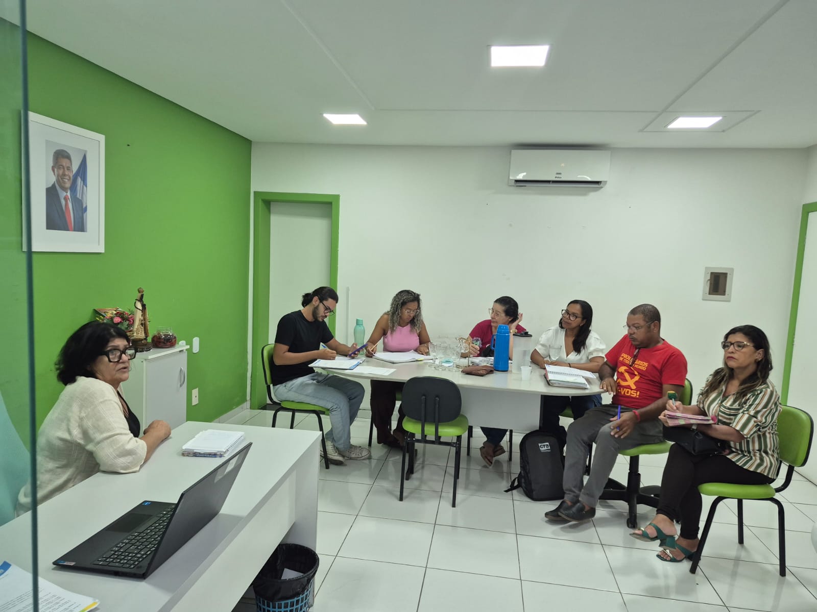 Prefeitura de Eunápolis reforça diálogo com APLB e garante reajuste de 5,4% com pagamento retroativo aos professores 6