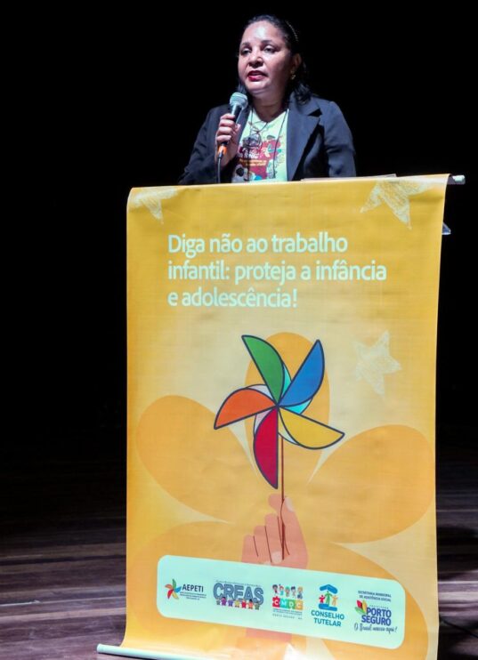 Porto Seguro sedia Fórum Estadual de Erradicação ao Trabalho Infantil e Proteção ao Adolescente 14