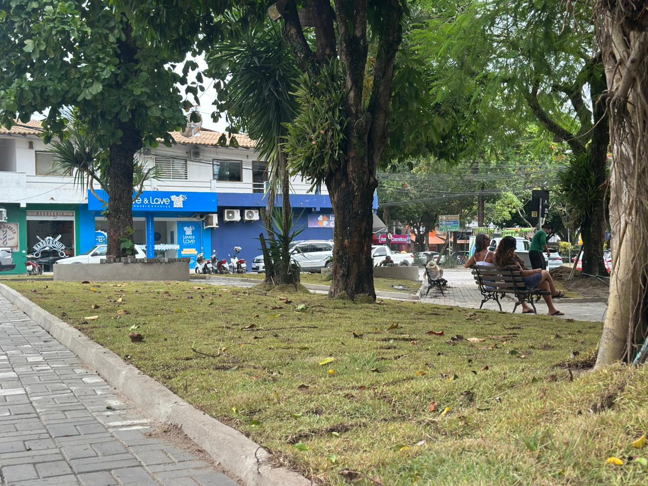 Arraial d’Ajuda ganha nova praça revitalizada na entrada da Rua Nova 7