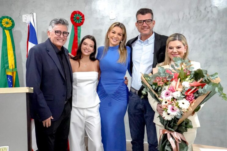 Primeira dama é homenageada pela Câmara de Vereadores 17