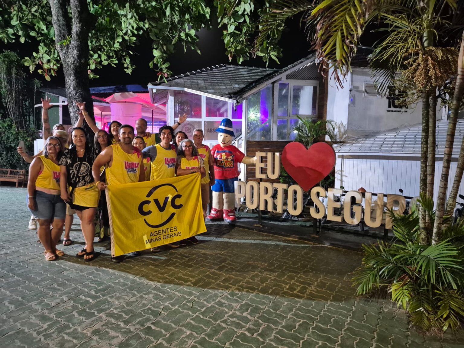 Agentes da CVC Viagens participam de famtour em Porto Seguro 9
