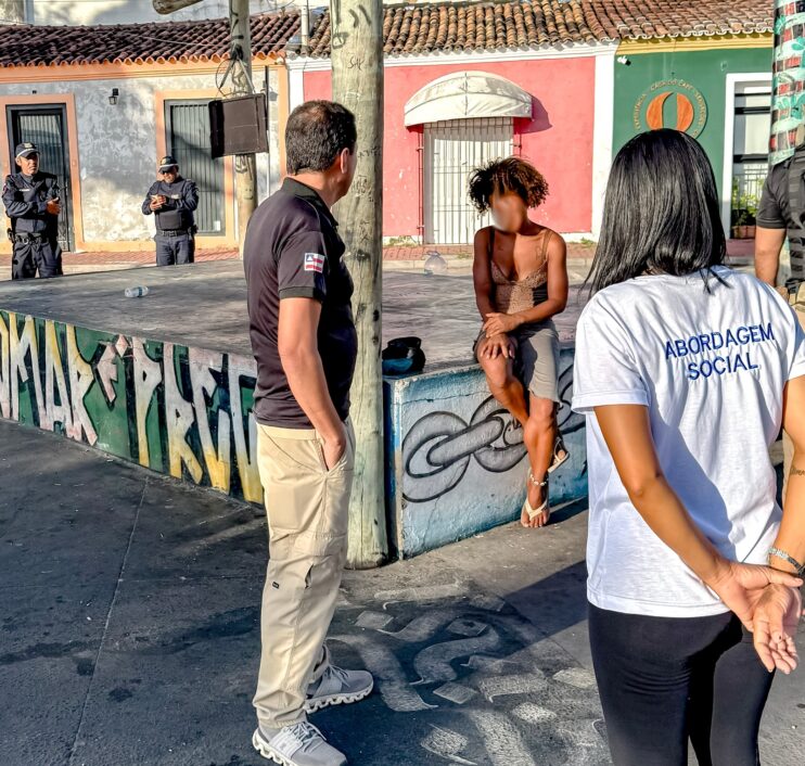 Abordagem social atende cerca de 50 pessoas em situação de vulnerabilidade em Porto Seguro 10