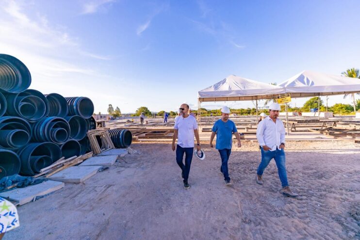 No dia de seu aniversário, prefeito Robério apresenta obras de cerca de 500 casas do Minha Casa, Minha Vida 12