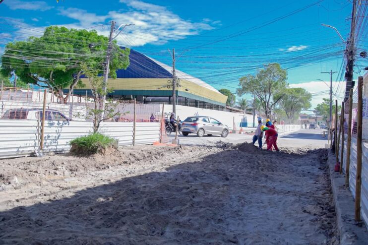 Obras da segunda etapa da revitalização da Rua Pero Vaz de Caminha avançam no Centro de Porto Seguro 19