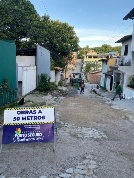 Operação tapa-buracos segue a todo vapor em Trancoso 14