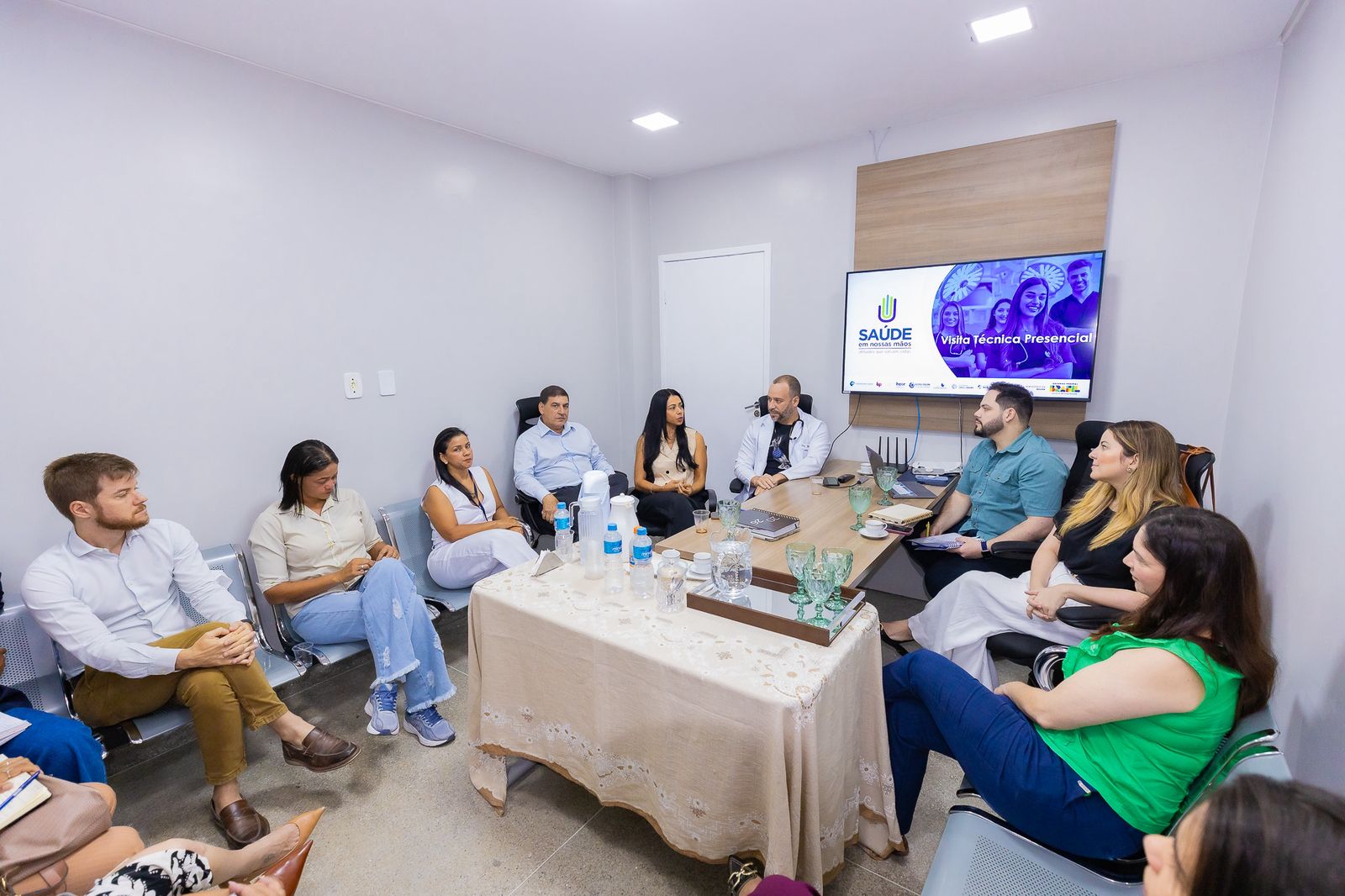 Robério entrega UTI requalificada e apresenta sala de telemedicina com consultas especializadas no HGE 6