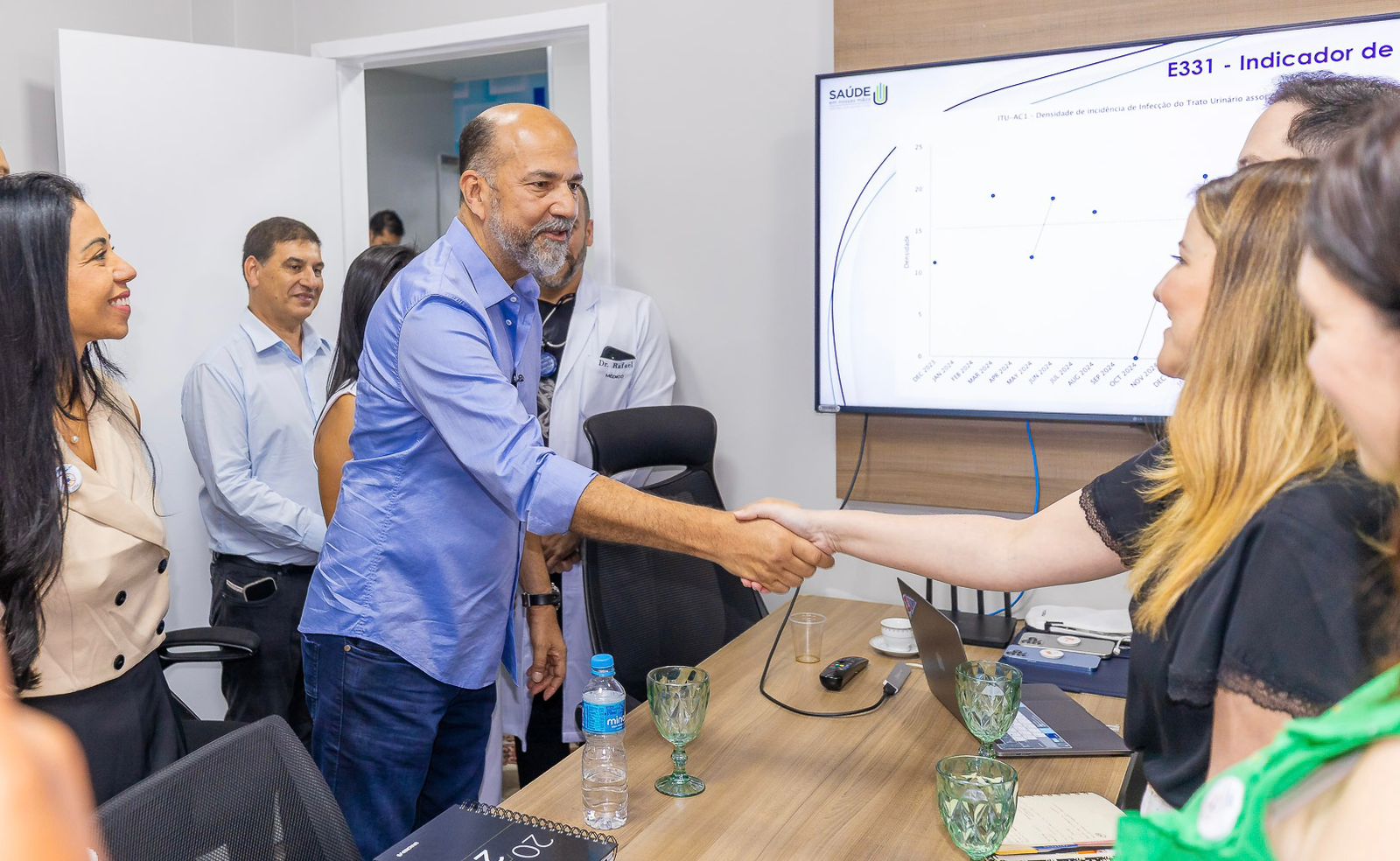 Robério entrega UTI requalificada e apresenta sala de telemedicina com consultas especializadas no HGE 5