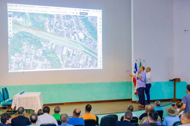 Robério reuniu empresários e comerciantes para apresentar projeto de pavimentação da Av. David Jonas Fadini 23