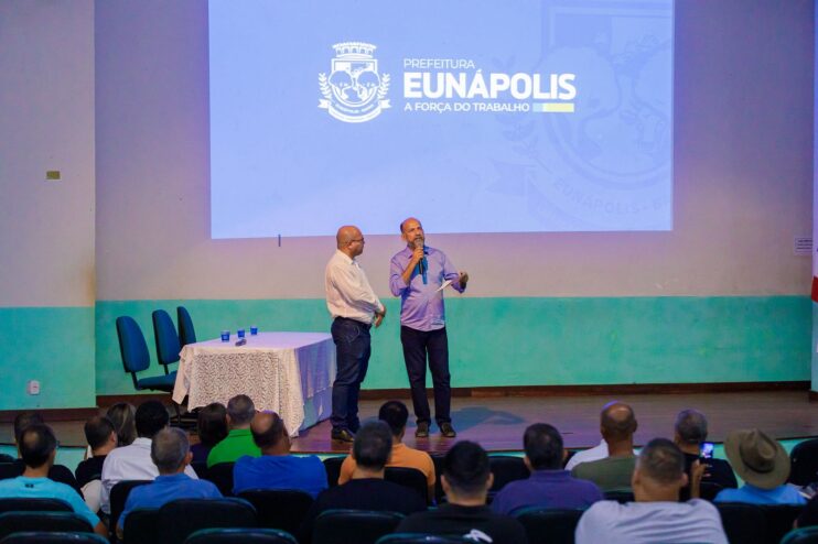 Robério reuniu empresários e comerciantes para apresentar projeto de pavimentação da Av. David Jonas Fadini 4