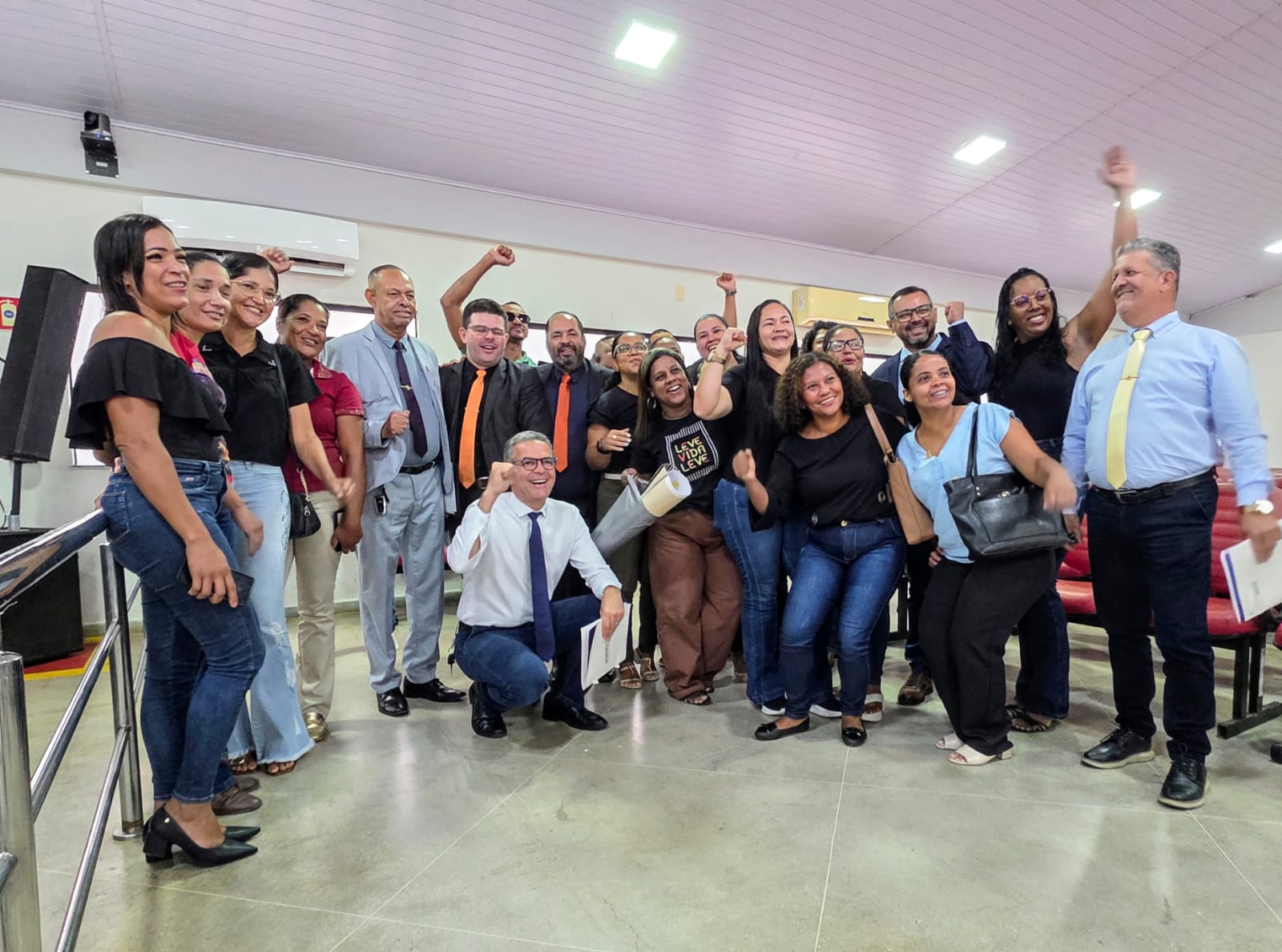 Projeto de Lei que garante regência de classe para professores é aprovado em primeiro turno 7