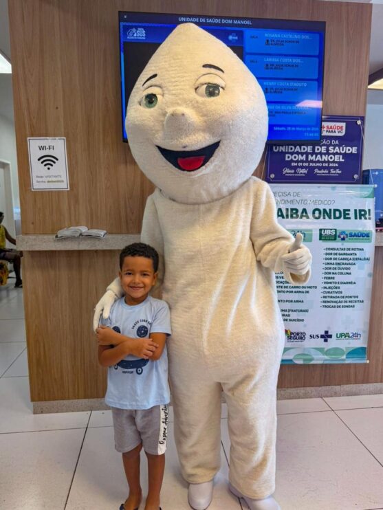 Porto Seguro vacina mais de 2,3 mil pessoas no Dia D contra a gripe 14