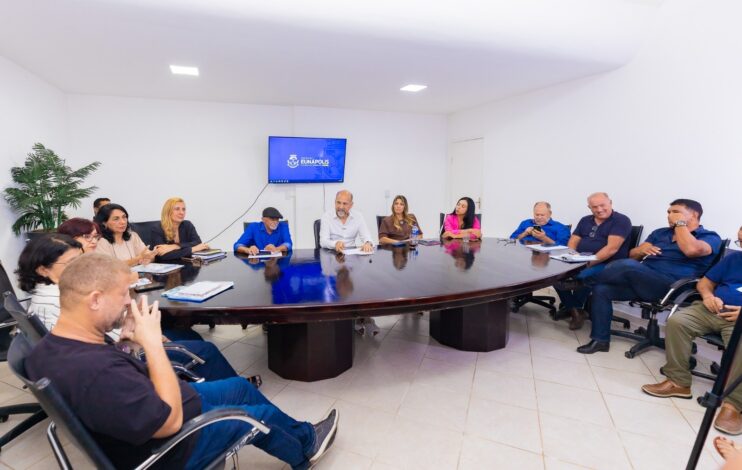 c9801896-9aef-417a-b008-26f341e1fa8f Robério apresenta projetos de infraestrutura e anuncia novos secretários em Eunápolis 13