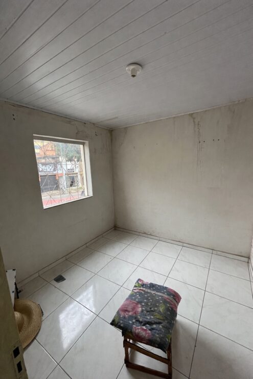 Casa à venda no Centro de Eunápolis oferece conforto e localização privilegiada 14