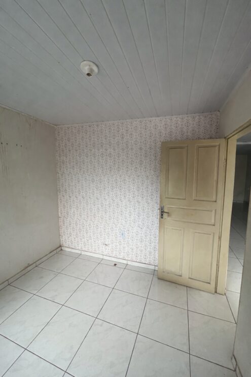 Casa à venda no Centro de Eunápolis oferece conforto e localização privilegiada 15